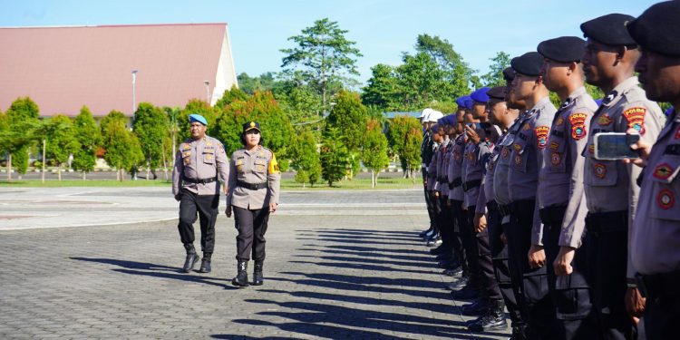 Polda Papua Barat Melaksanakan Apel Gelar Pasukan Operasi Keselamatan Mansinam 2026
