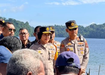 Wakapolda Papua Barat Resmikan SPPG Terpencil di Kampung Wamesa Dukung Program MBG