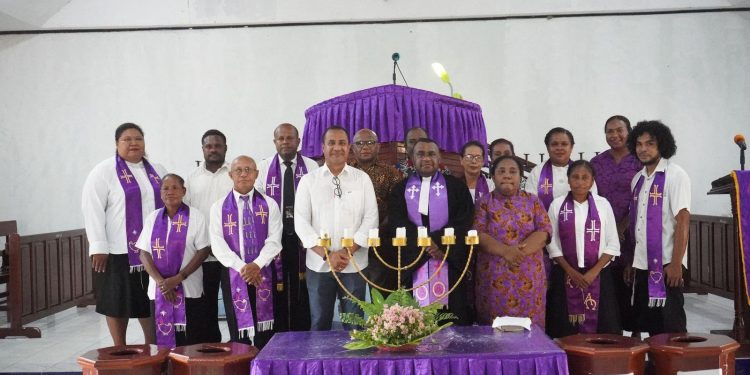 Kapolda Papua Barat Pimpin Ibadah Minggu Raya di Gereja Syalom Andai