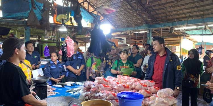 Satreskrim Polres Teluk Bintuni Bersama Satgas Pangan Nasional Sidak Distributor, Pastikan Stabilitas Harga Jelang Idul Fitri 2026