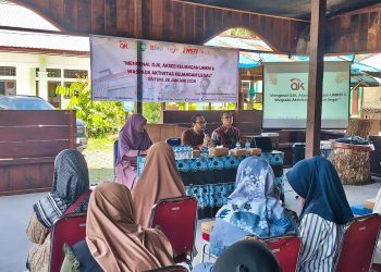 OJK Edukasi Keuangan di Mansel dan Teluk Bintuni Tingkatkan Literasi dan Inklusi Keuangan