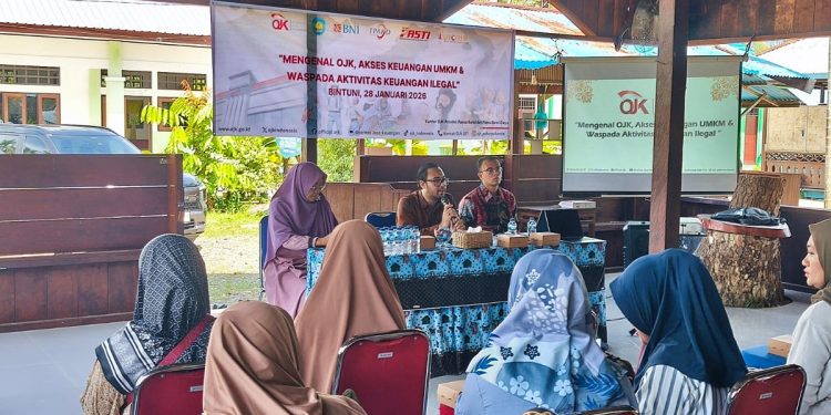 OJK Edukasi Keuangan di Mansel dan Teluk Bintuni Tingkatkan Literasi dan Inklusi Keuangan