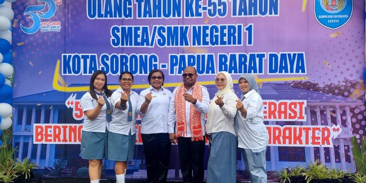 SMKN 1 Kota Sorong Rayakan HUT ke-55, Targetkan Sekolah Vokasi Berdaya Saing