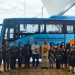 Pemprov Papua Barat Serahkan Bantuan Bus Untuk SMA Keberbakatan Olahraga