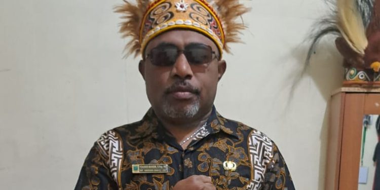 Pemilik Wilayah Adat Lokasi Kantor Gubernur Dukung Resuffle Pejabat Papua Barat