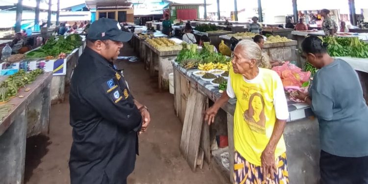 Ombusman Papua Barat Monitor Layanan Publik di Pasar Iri Ati, Teluk Wondama