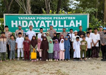 Bidpropam Polda Papua Barat Gelar Bakti Religi Di Pesantren Hidayatullah Manokwari