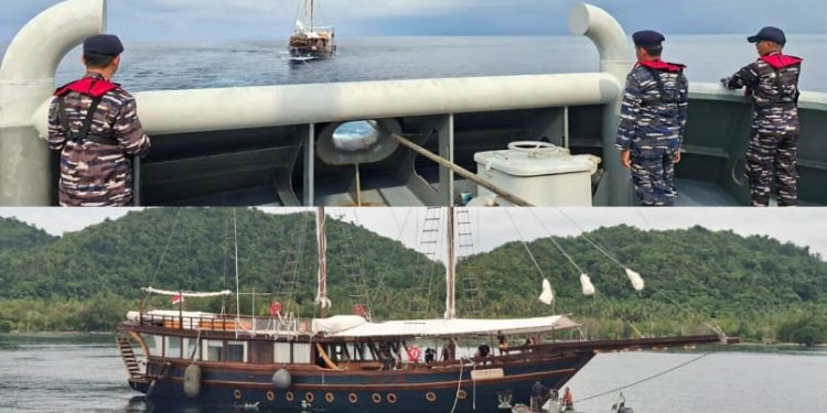 Kapal TNI AL Bantu Evakuasi Kapal Pesiar KLM Sanya Pacific High di Perairan Raja Ampat