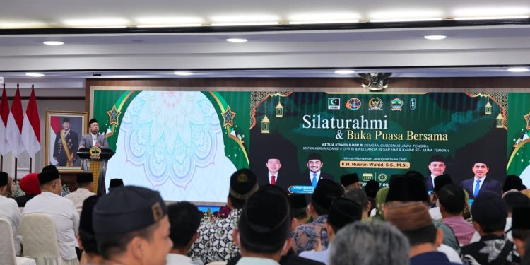 Buka Puasa Bersama Ketua Komisi II DPR RI, Menteri Nusron Ingatkan Prinsip Keadilan bagi Seorang Pimpinan