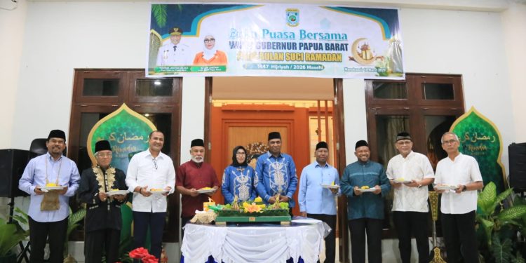 Kapolda Papua Barat Hadiri Buka Puasa Bersama Wakil Gubernur, Perkuat Sinergitas Forkopimda
