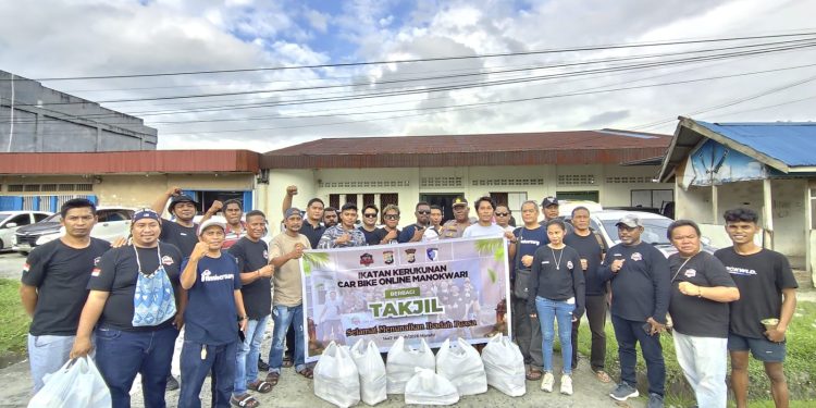 IKCBOM Berbagi Takjil di Bulan Puasa Ramadan 1447 H