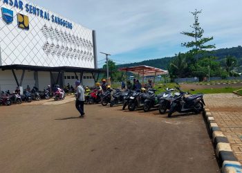 Warga Keluhkan Pungli Karcis di Pasar Sentral Sanggeng