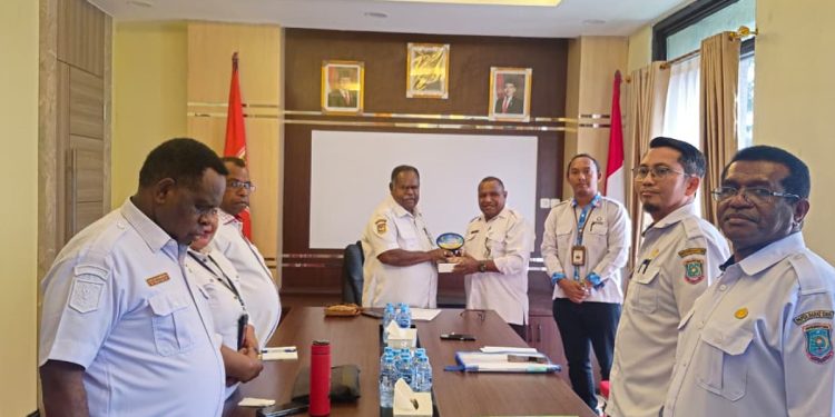 Dinilai Kurang,  Ombudsman Dorong Pemprov PBD Tingkatkan Layanan Publik