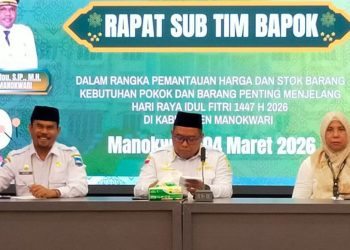 Wabup Manokwari Minta Sub Tim Bapok Optimalkan Koordinasi Antipasi Keterlambatan Bongkar Muat dan Distribusi Barang