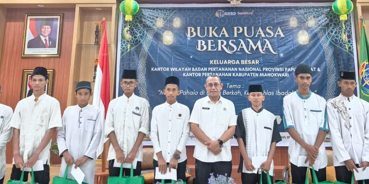 Momen Buka Puasa Bersama, BPN Papua Barat Santuni Anak Yatim