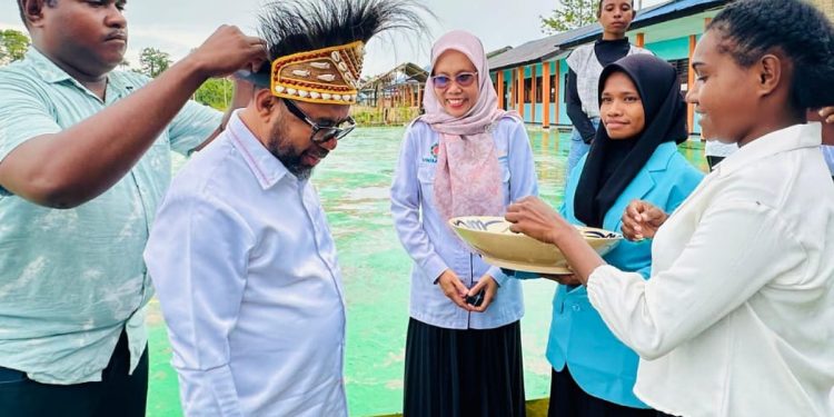 Ketua Komite III DPD-RI Komitmen Perjuangkan Beasiswa Mahasiswa UNIMUTU