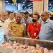 Sidak ke Bandara dan Distributor, Gubernur Pastikan Mudik dan Stok Pangan Aman