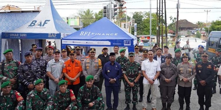 Forkopimda Papua Barat Tinjau Posko Terpadu Operasi Ketupat Mansinam 2026