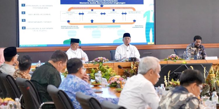 Menteri Nusron Imbau Kepala Daerah Se-NTB Percepat Penyusunan RDTR untuk Optimalkan Potensi Daerah