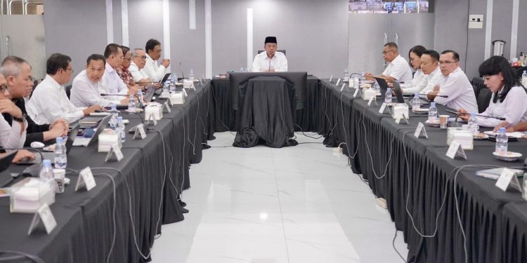Rapim Akhir Kuartal I 2026, Menteri Nusron Instruksikan Jajaran Tuntaskan Berkas Layanan Pertanahan