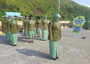 HUT Ke-80, Persit Kartika Chandra Kirana Kodim 1808/ Mansel Gelar Ziarah Laut