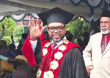 Ketua STIH Manokwari Dorong Alumni Tak Bergantung pada Peluang PNS