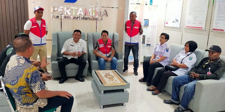 Disperindag dan Satgas Pangan Pastikan Ketersediaan BBM di Fuel Pertamina Manokwari