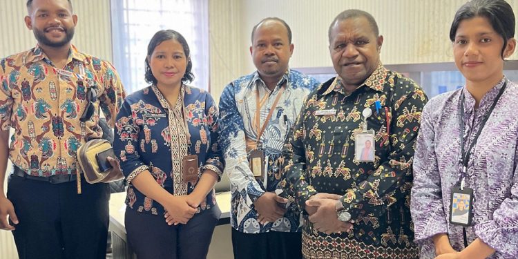 Ombudsman Papua Barat Mendorong Bank Papua Benahi Layanan Digital