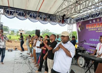 Gubernur Elisa Kambu Tinjau Persiapan Paskah Oikumenis 2026