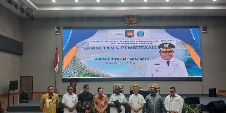 Bahas Penguatan Kelembagaan, Kemendagri Rapat Bareng Pemprov PBD