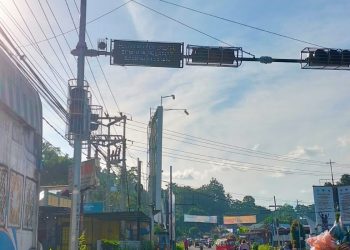 Lampu Lalu Lintas di Wosi Rusak, Pengendara  Kesulitan Atur Arus dan Khawatir Terjadi Kecelakaan