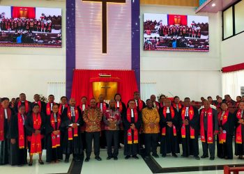 Gubernur, Bupati Manokwari, Ketua Sinode Resmikan Gedung Baru Gereja GKI Agape