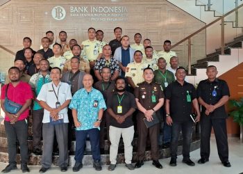 KPw BI Papua Barat Bekali Satpam Teknik Tangani Massa di Era Jurnalisme Warga