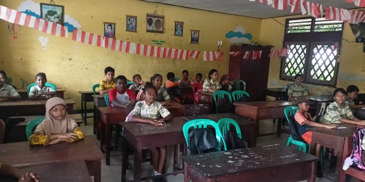 SD Negeri 06 Sowi masih Kekurangan Fasilitas Belajar