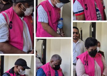 Tersangka Dugaan Tipikor Pengadaan Pakaian Dinas DPR PBD Dilimpahkan ke Kejari Sorong