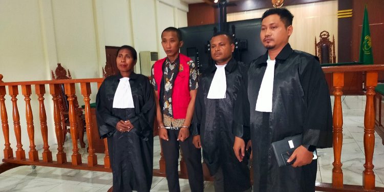 Sopir Pick Up Dibayar Rp150.000 untuk Mengangkut Boks Kontainer