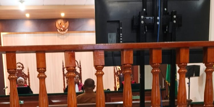 Kasubag di Dinas Pendidikan Teluk Bintuni Dihukum Majelis Hakim Dua Tahun Penjara