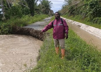 Akses Jalan di Kampung Igor Terputus Putus Akibat Banjir
