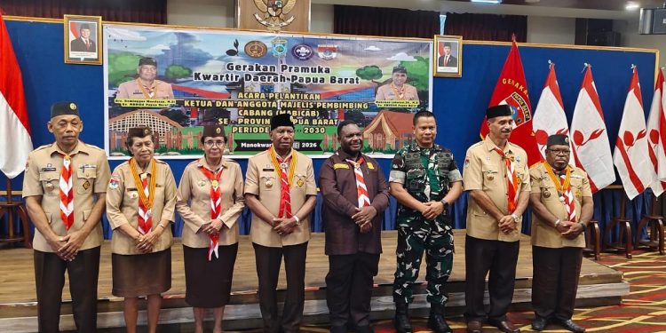Bupati Se – Papua Barat Dilantik Jadi Ketua Mabicab Pramuka