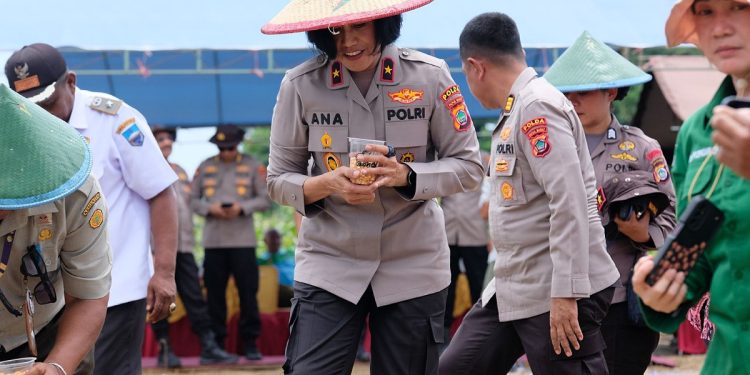 Polda Papua Barat Launching Penangkaran Benih dan Penanaman Jagung di SP 5