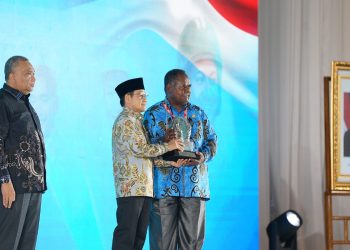Lindungi 77.500 Tenaga Kerja, Pemprov PBD Sabet Penghargaan Paritrana Award 2025