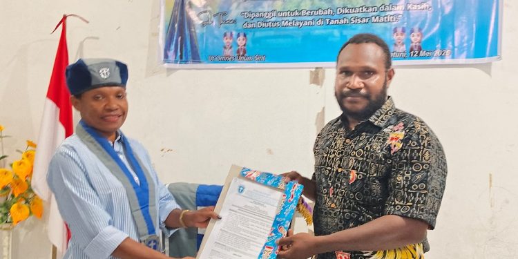 Resmi Dibentuk, Jhoni Orocomna Pimpin GMKI Cabang Teluk BIntuni