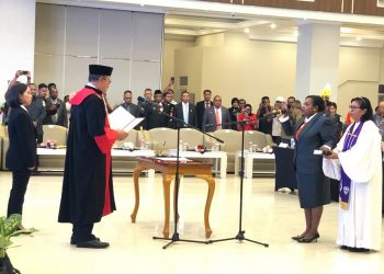 Bukti Representasi Perempuan OAP di Jajaran Pimpinan Dewan, Maria Jitmau Resmi Jabat Waket III DPRP Papua Barat Daya