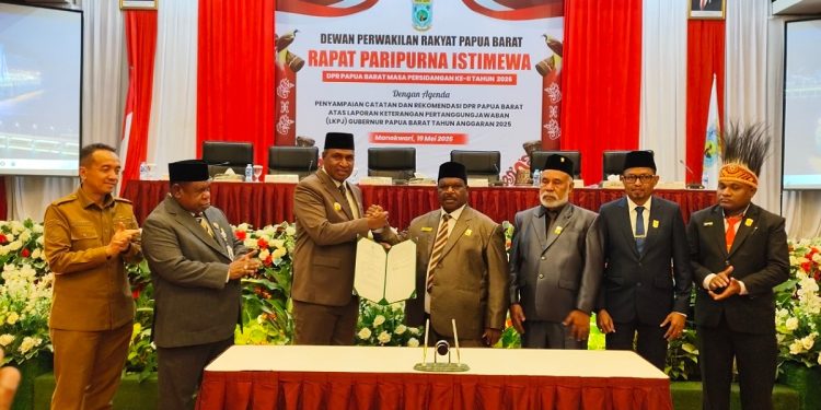DPR-PB Sampaikan Catatan dan Rekomendasi Atas LKPJ Pemrov Tahun 2025