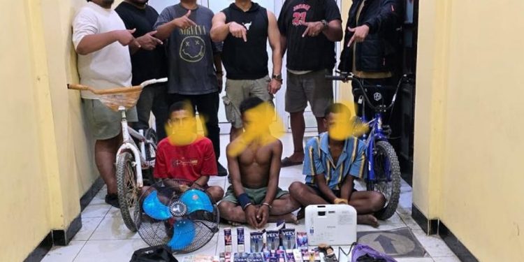 Operasi Maraton, Tim Macan Gunung Polres Bintuni Bekuk 3 Pelaku Pencurian