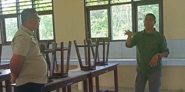 Cek Kesiapan Program Unggulan Presiden, Bupati Yohanis Tinjau Sekolah di Kurano Jaya