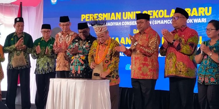 Resmikan SMAMCo, Mendikdasmen Harap Cetak Generasi Cerdas Akademik dan Peduli Lingkungan