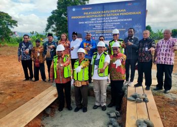 Mendikdasmen Kucurkan Rp8,1 Miliar Bangun SMA Negeri 4 Manokwari