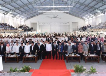 Serahkan Lebih dari 1.000 Sertipikat Tanah Wakaf dalam ICOP 2026, Menteri Nusron Minta Penerima Jadi Pionir Percepatan