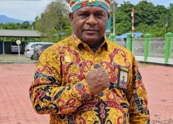 Barnabas Dowansiba Ajak ASN Dilingkungan Kemenag Papua Barat Sukseskan Pesparawi